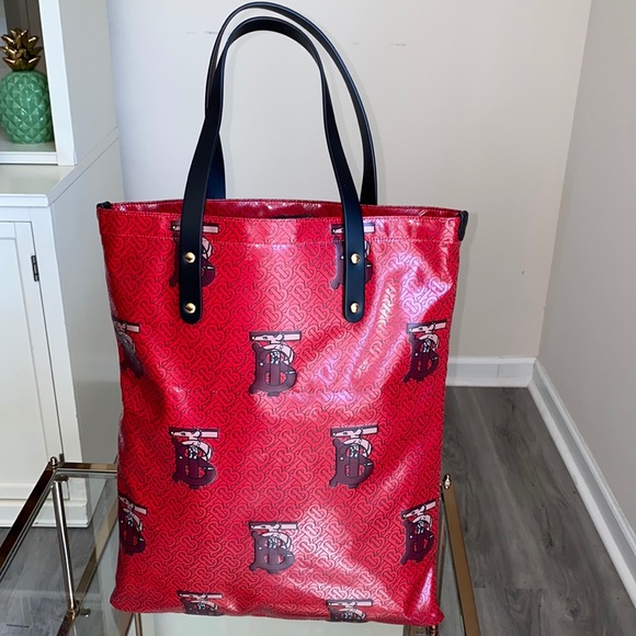 Authentic Burberry tote - Picture 4 of 16